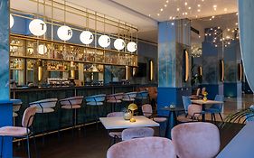 Doubletree By Hilton Florence Metropole